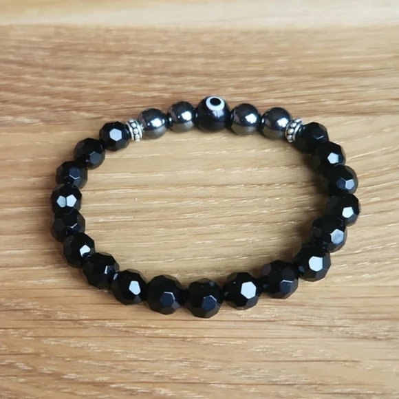 SOLD Black Onyx, Hematite & Black Evil Eye Beads Bracelet - Picture 7 of 11